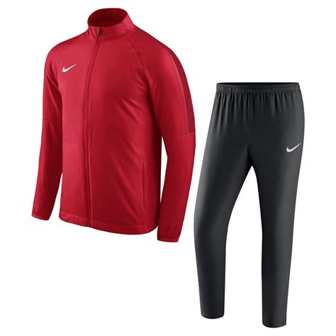 nike trainingsanzug rot herren|Rot Trainingsanzüge .